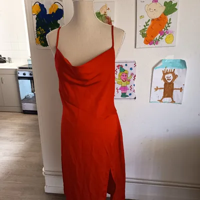 Robe rouge fluide et légère D&M taille M 